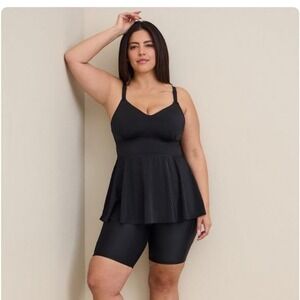 New! Torrid‎ sz 3 Wireless Racer Back Tankini Swim Bathing Suit Top 3X